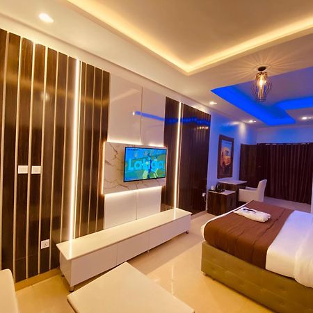 Presken Hotel @Oniru Лагос Экстерьер фото
