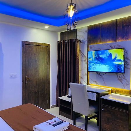 Presken Hotel @Oniru Лагос Экстерьер фото