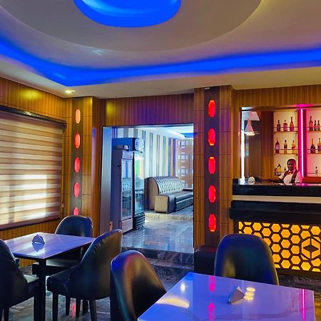 Presken Hotel @Oniru Лагос Экстерьер фото